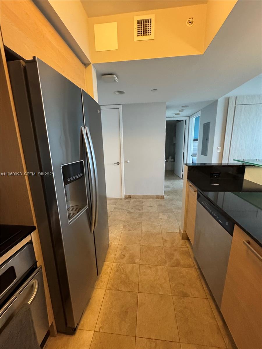 M RESORT RESIDENCES CONDO - Residential