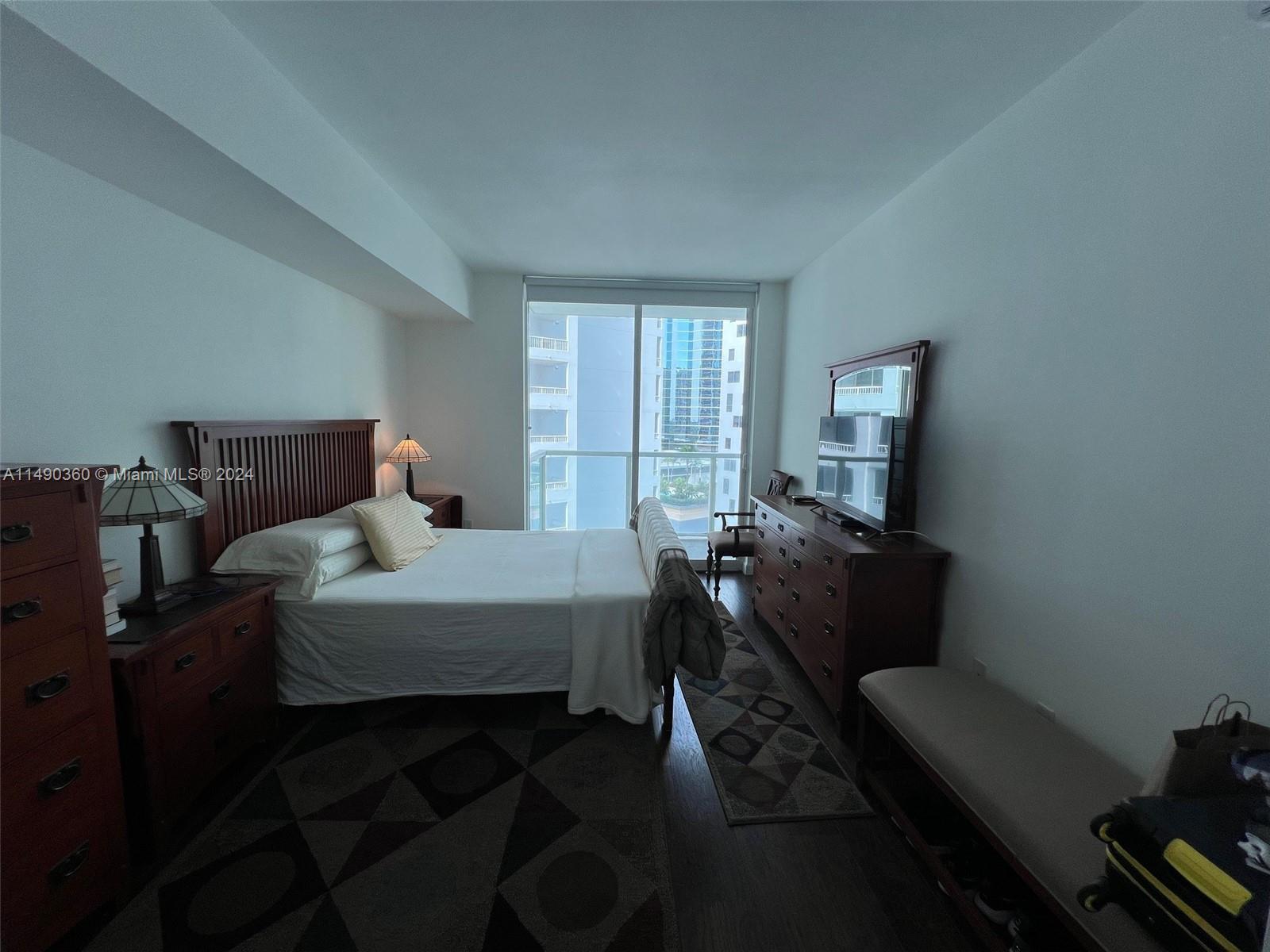 THE EMERALD AT BRICKELL C - Residential