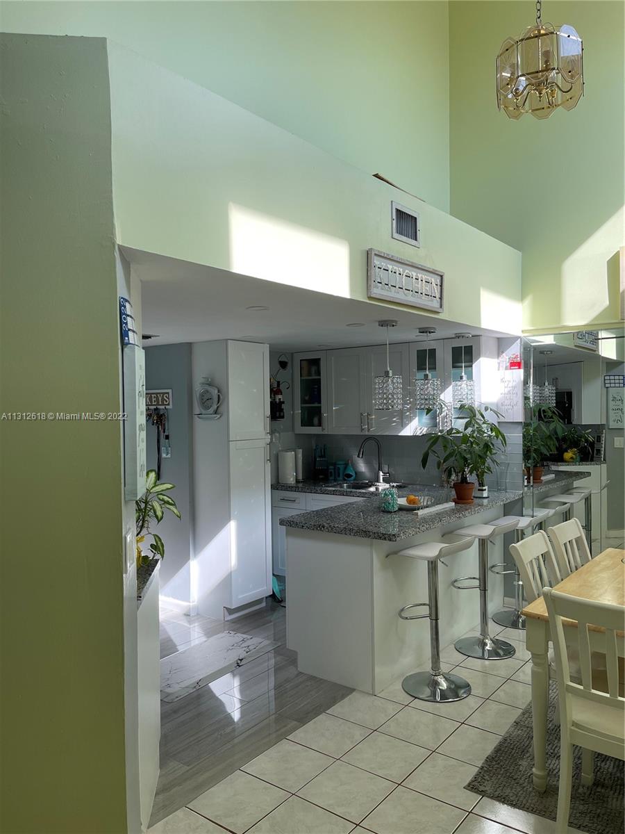 PEMBROKE LAKES SOUTH - Residential