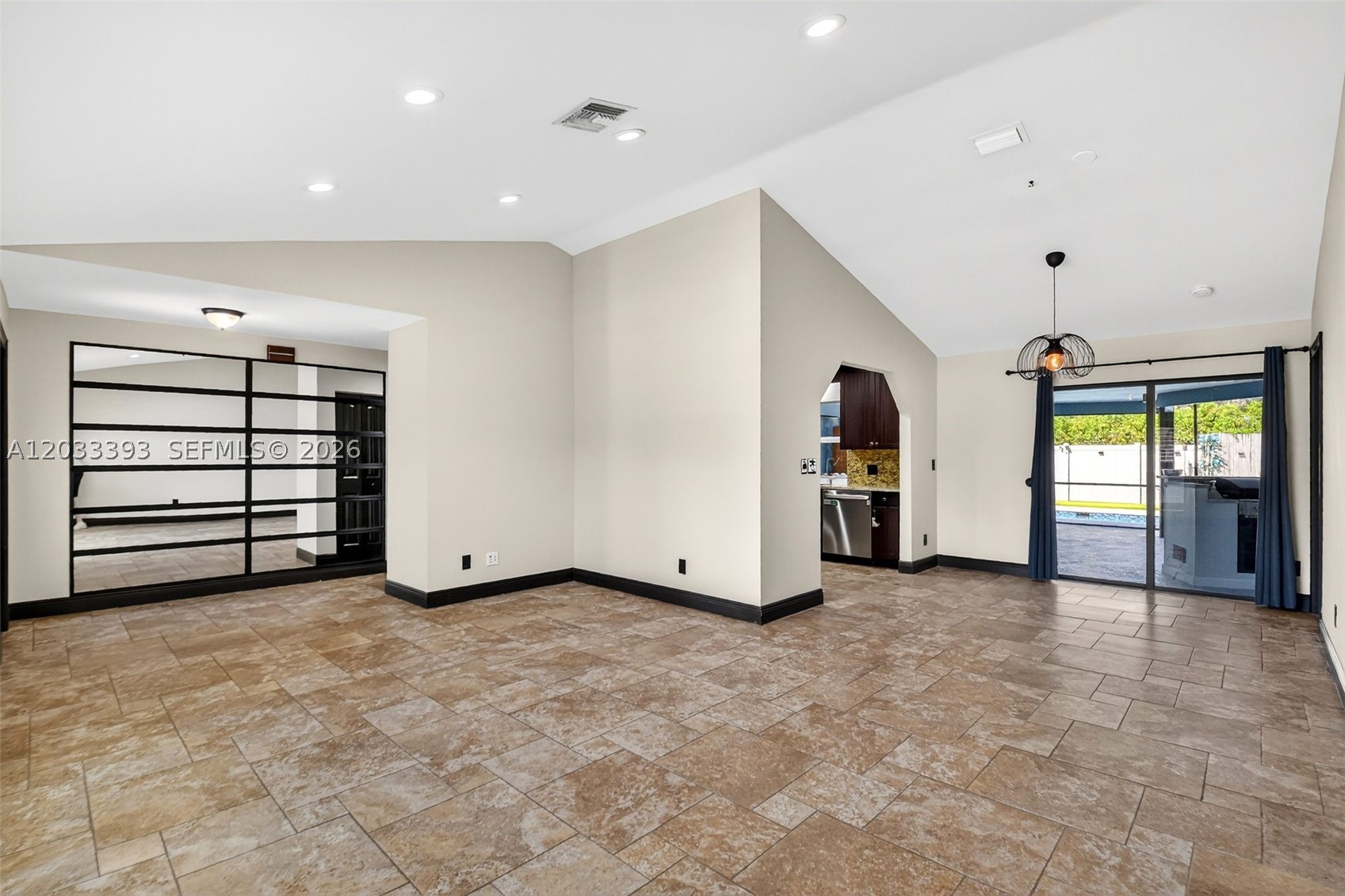 SUGAR POND MANOR OF WELLI - Residential Lease