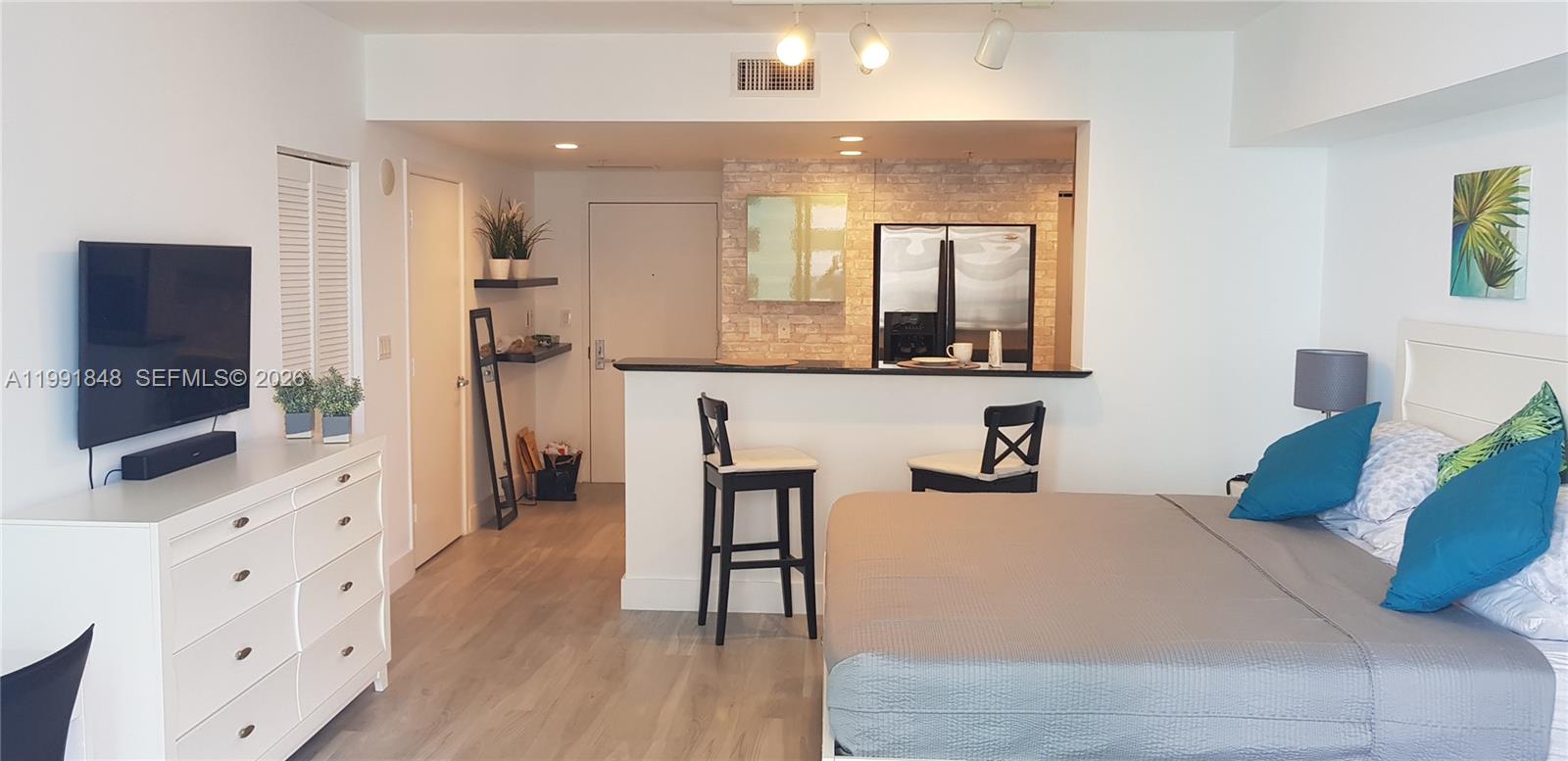 ONE MIAMI EAST CONDO - Residential