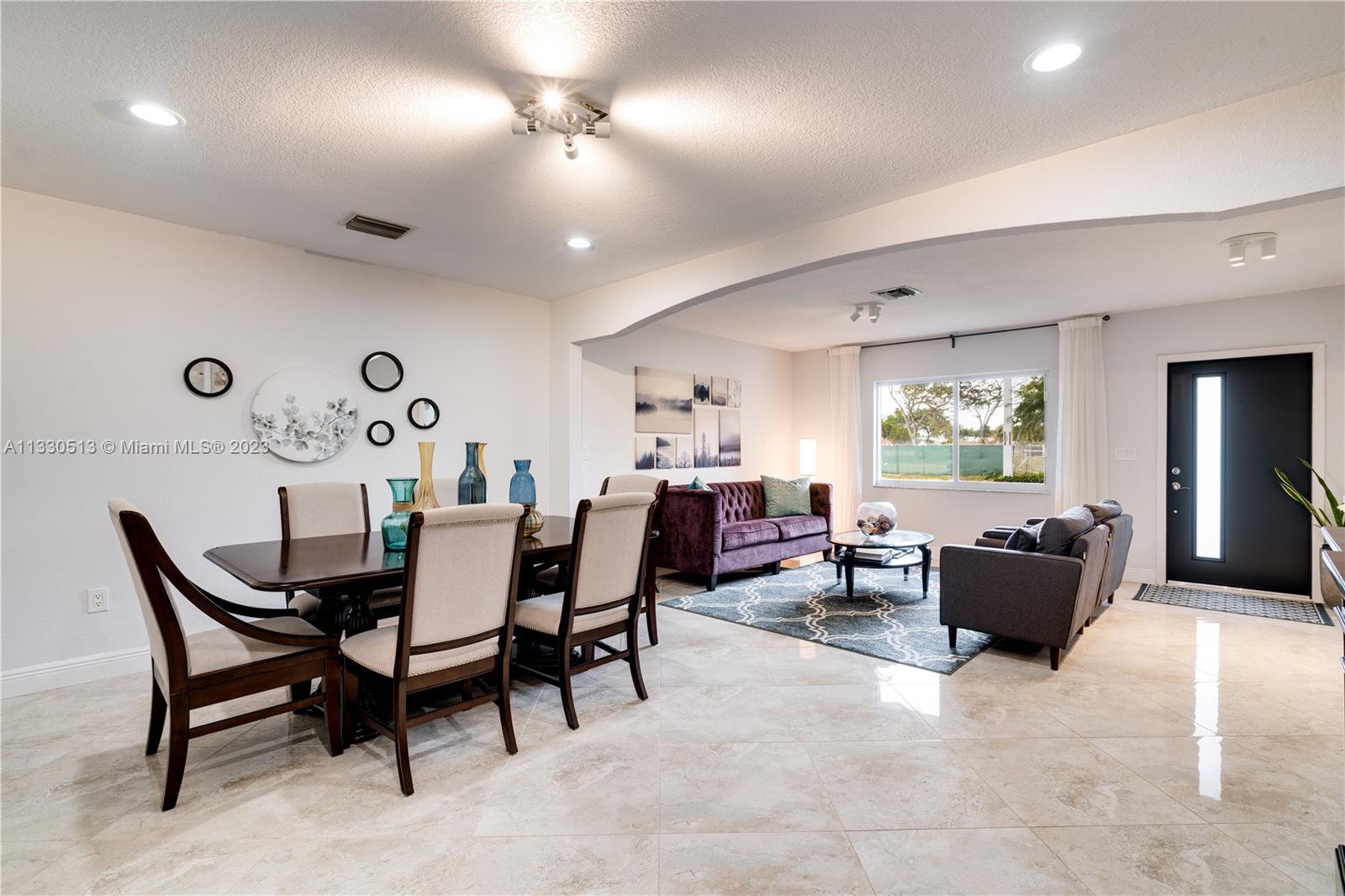 CORAL REEF ESTATES - Residential