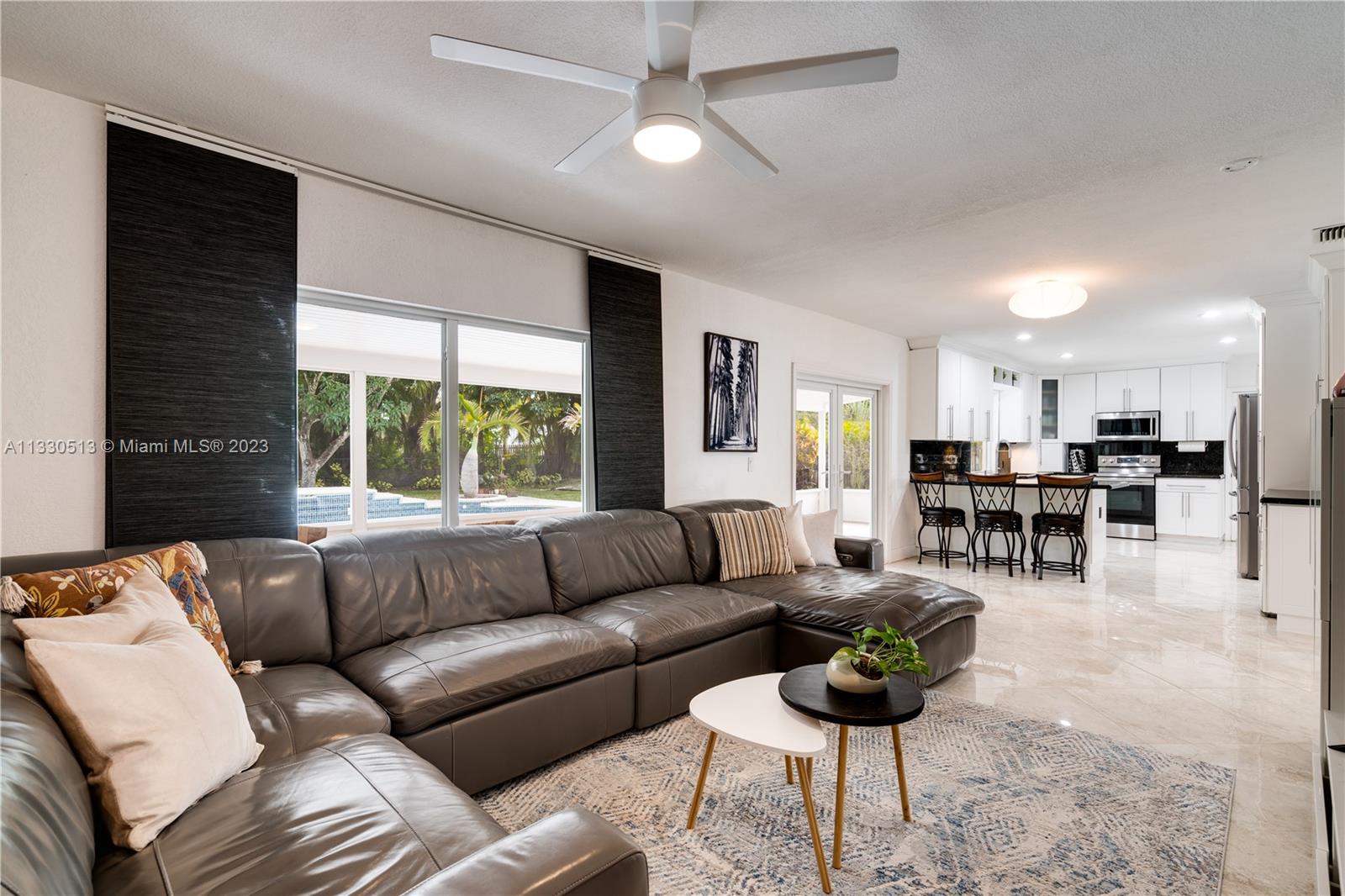 CORAL REEF ESTATES - Residential