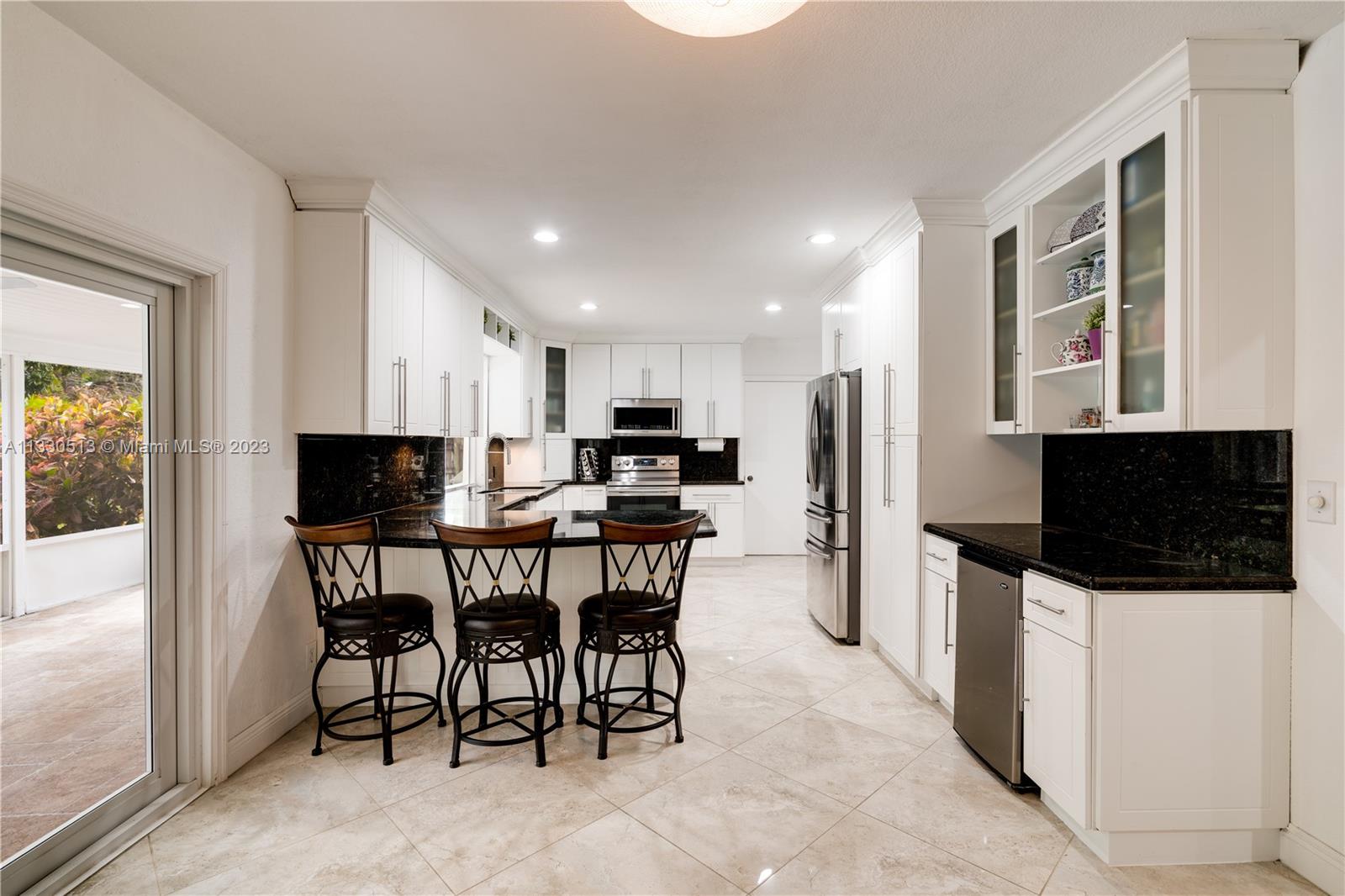 CORAL REEF ESTATES - Residential
