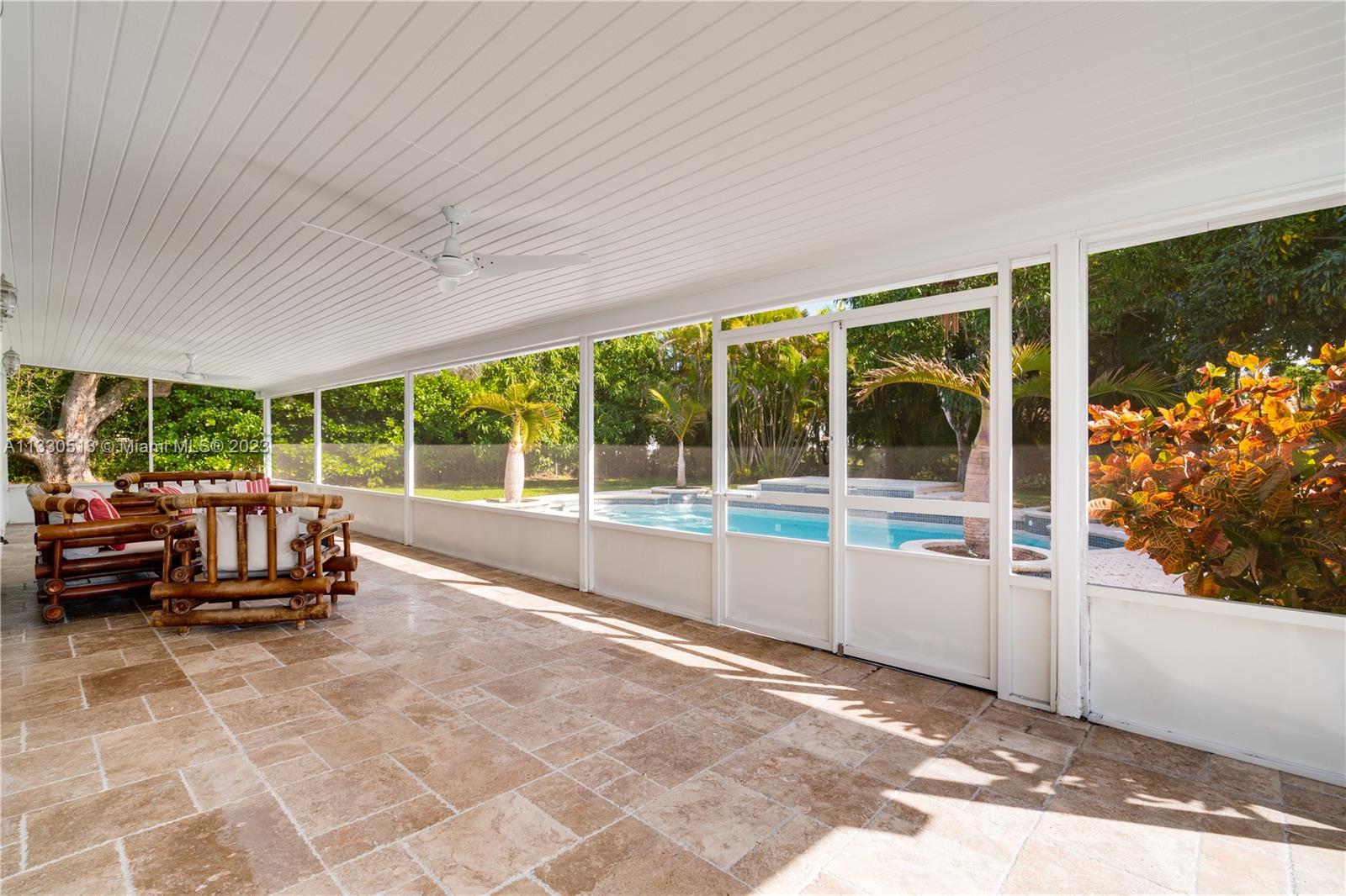 CORAL REEF ESTATES - Residential