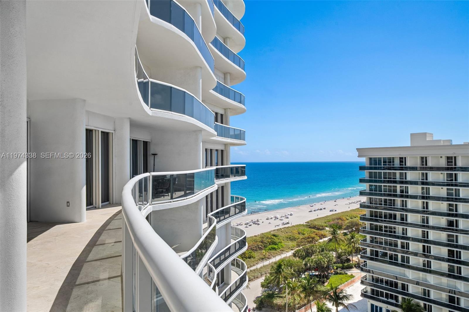 MAJESTIC TOWER - Residential