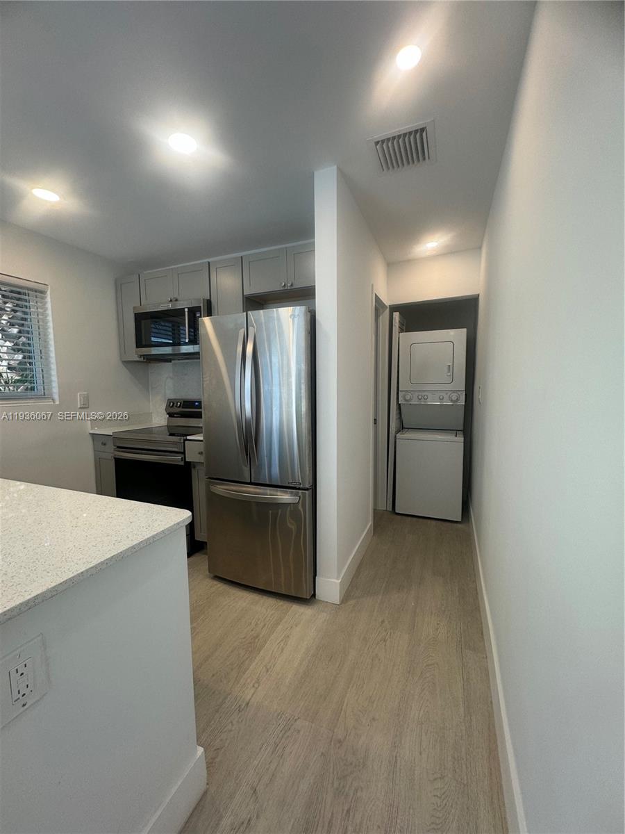 TOWN OF MODELO (DANIA) B- - Residential Income