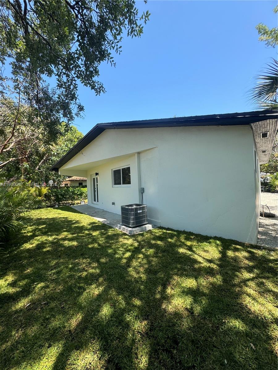 TOWN OF MODELO (DANIA) B- - Residential Income
