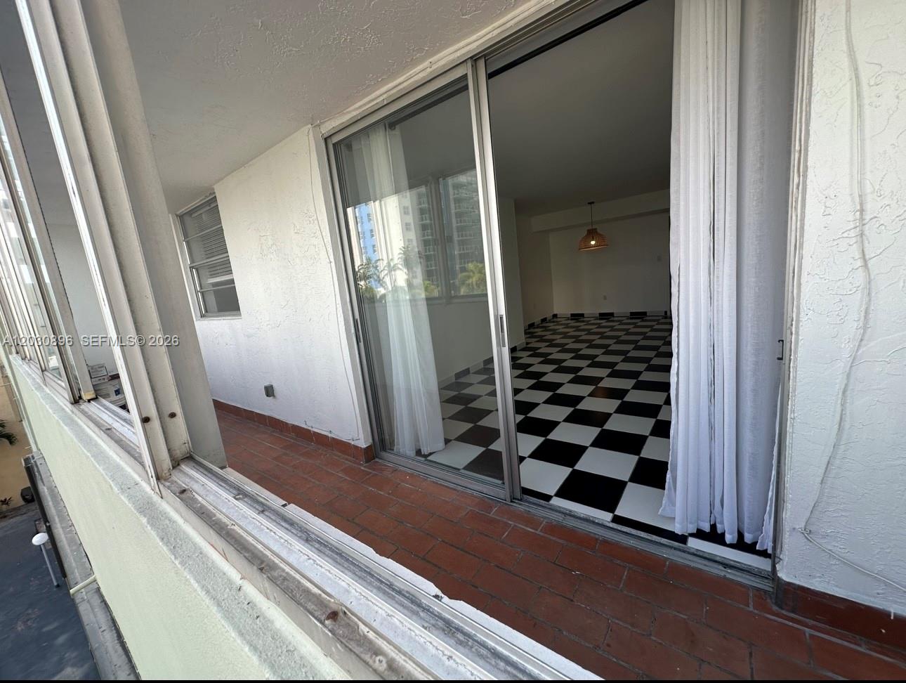 HALF MOON TOWERS CONDO - Residential Lease