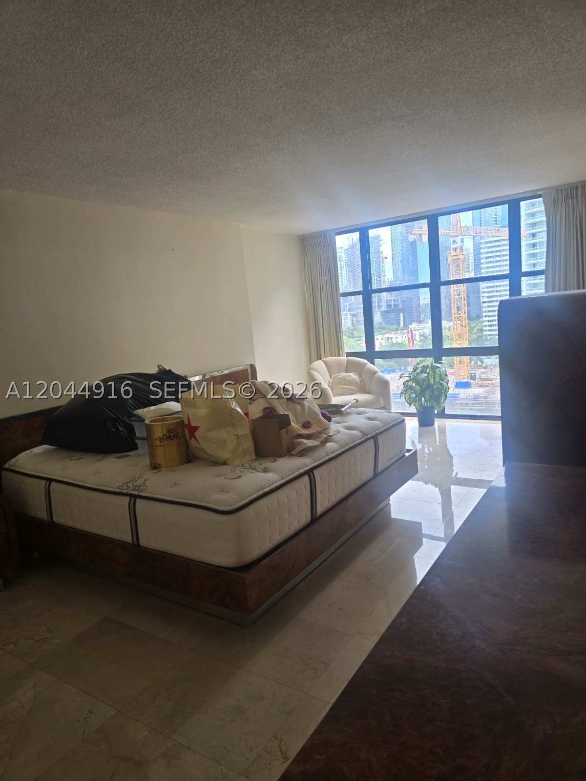 BRICKELL PLACE CONDO - Residential