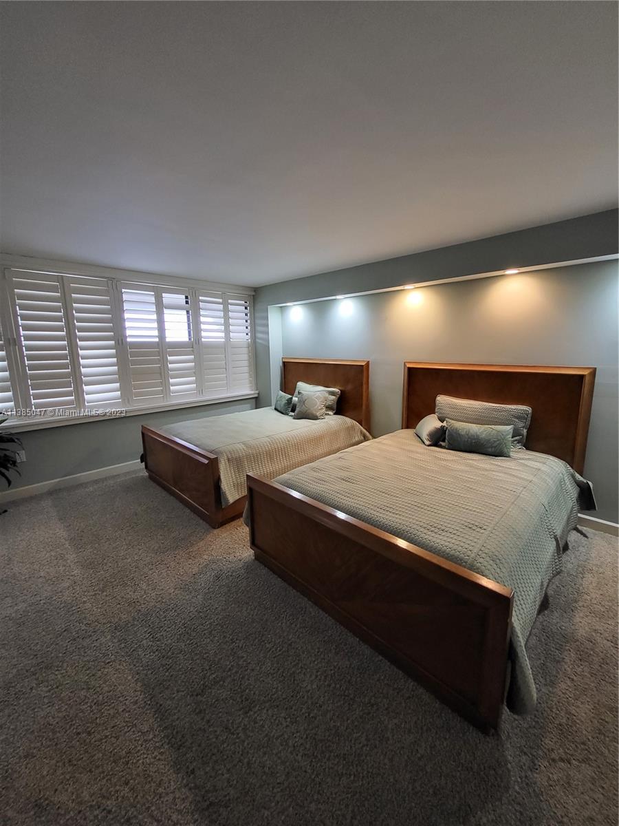 GROVE ISLE CONDO - Residential Lease