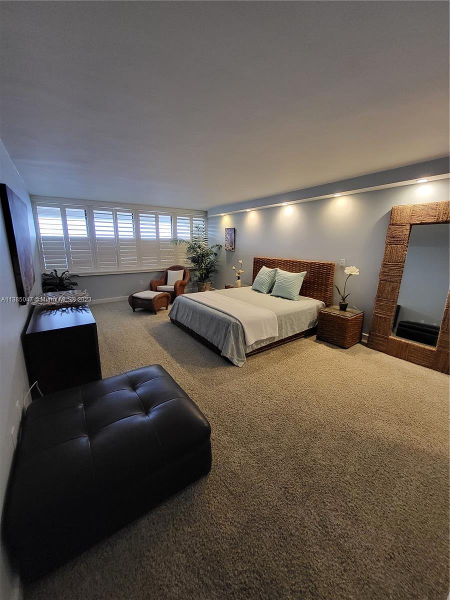 GROVE ISLE CONDO - Residential Lease
