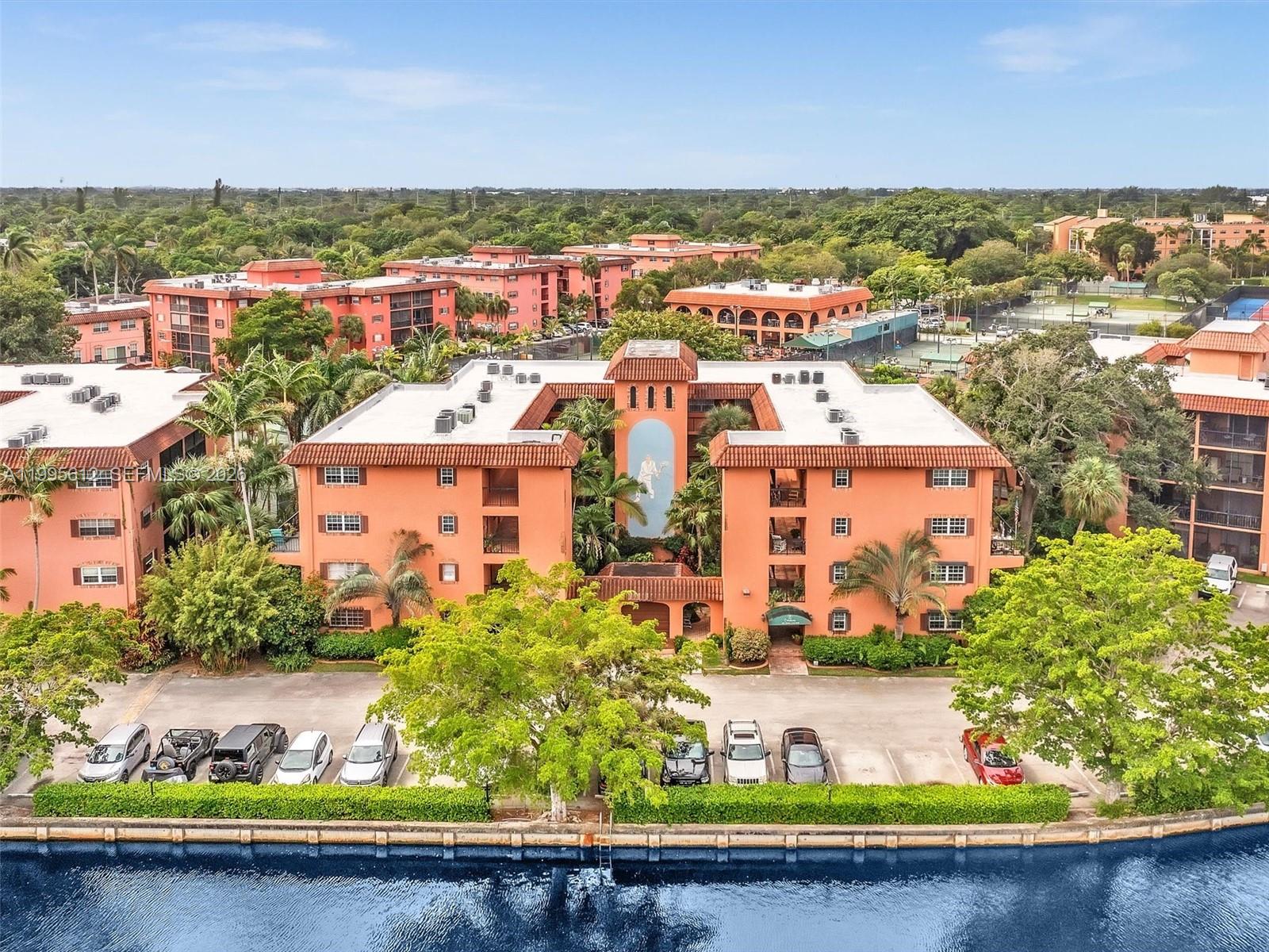 TENNIS CLUB TILDEN CONDO - Residential
