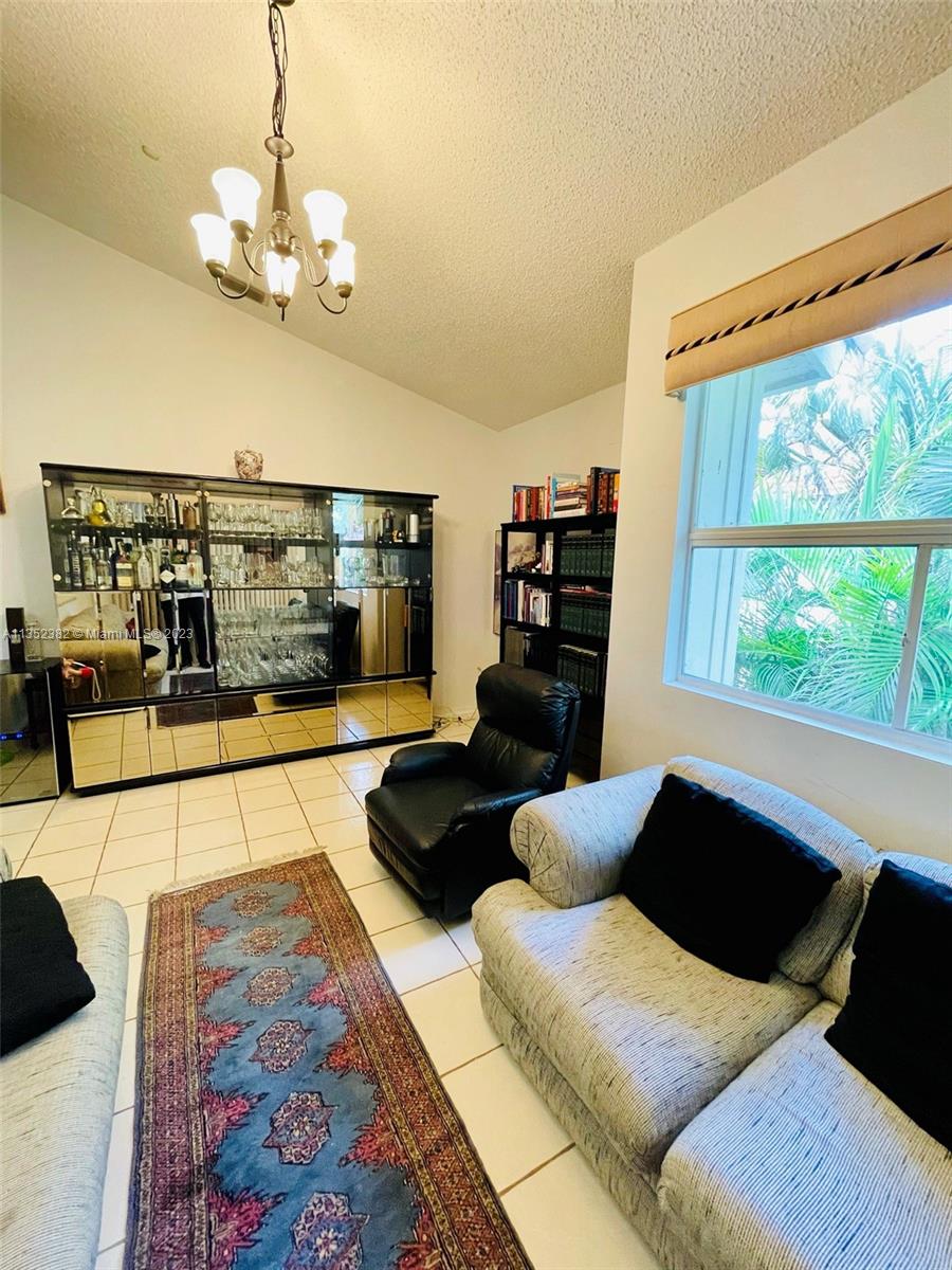 CLUBSIDE POINT AT BROKEN - Residential