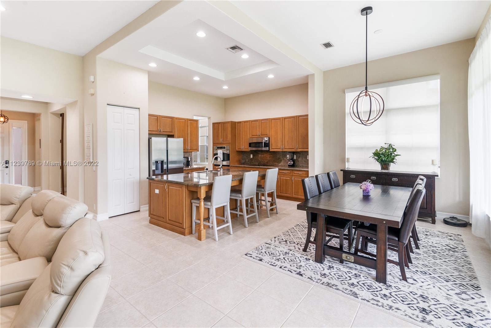 HERON BAY - Residential