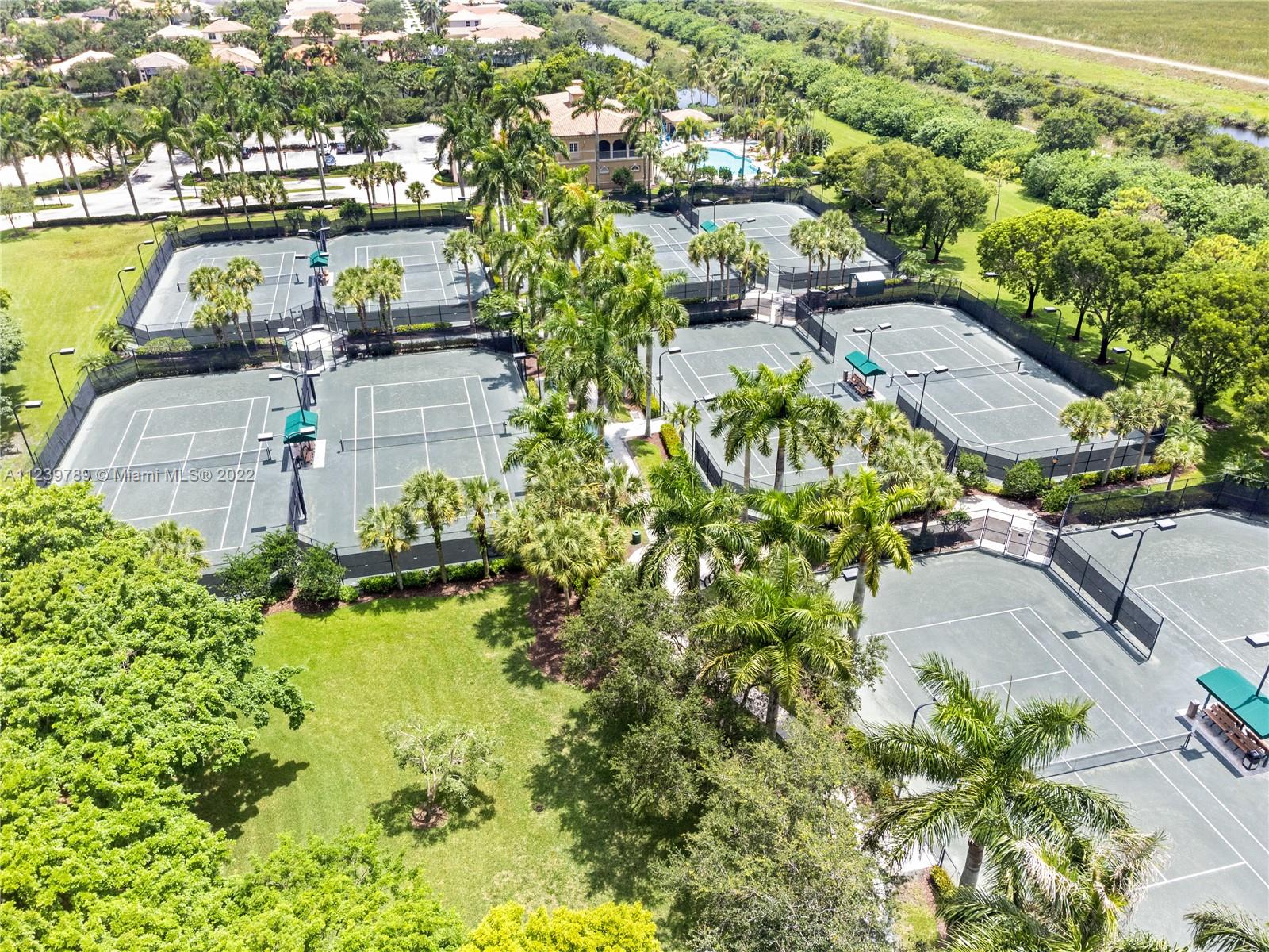 HERON BAY - Residential