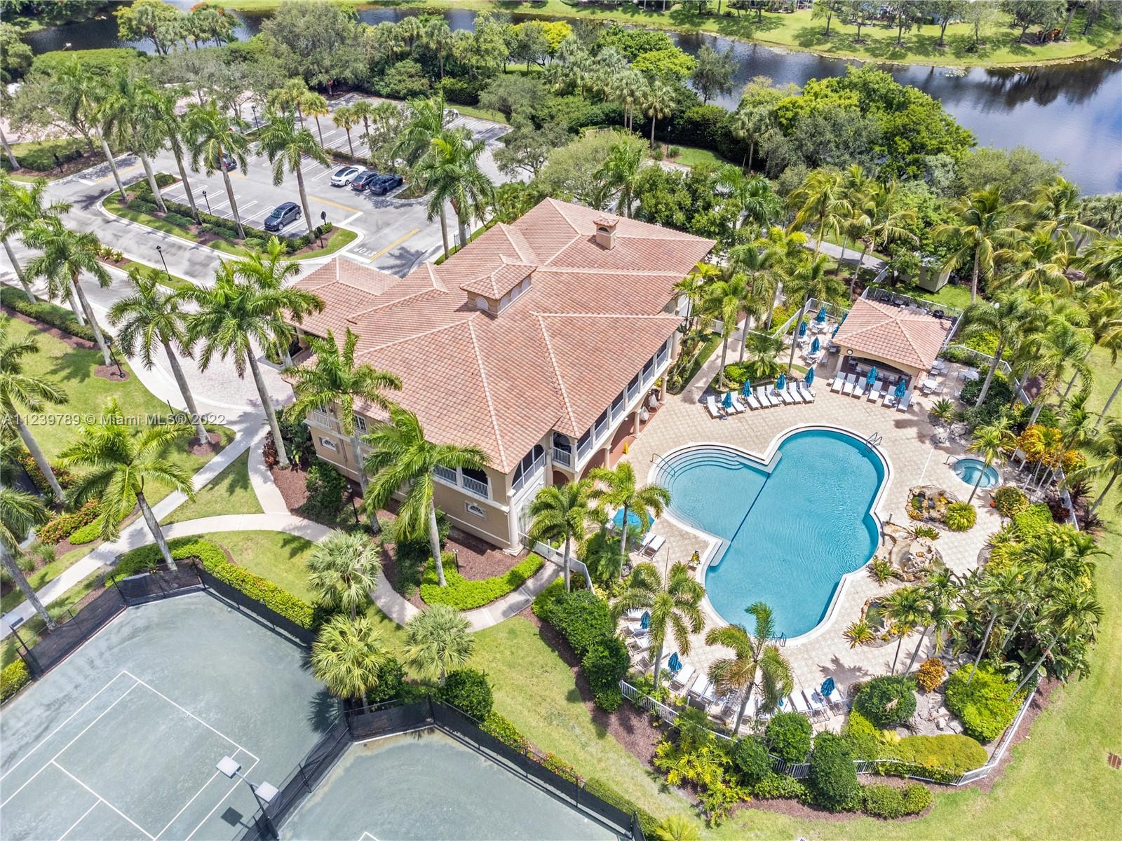 HERON BAY - Residential