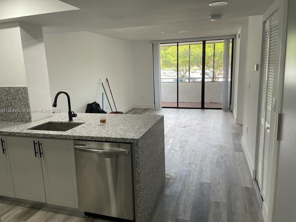 VERABELLA FALLS CONDO - Residential Lease