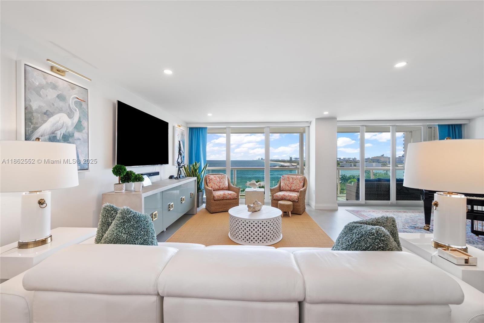 POINT OF AMERICAS - Residential