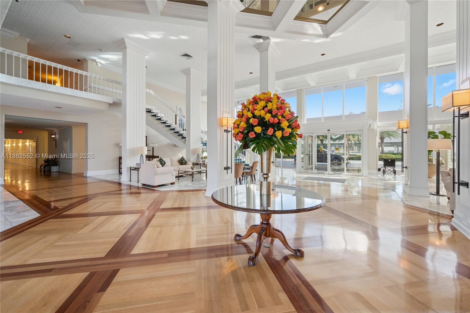 POINT OF AMERICAS - Residential