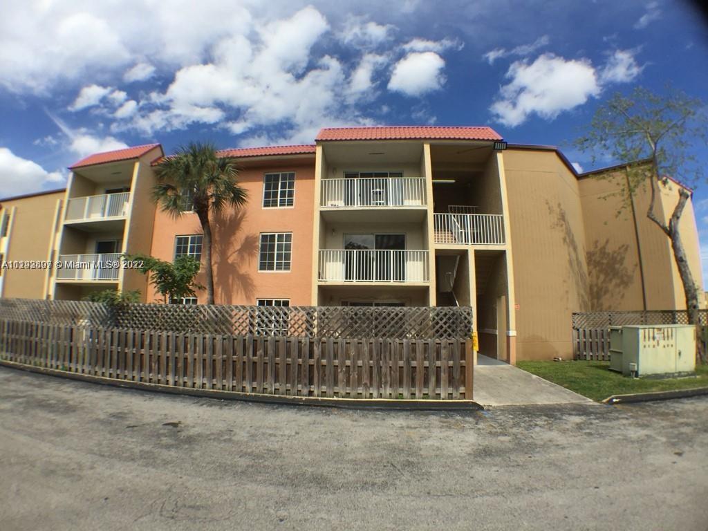 DORAL GARDENS II CONDO - Residential