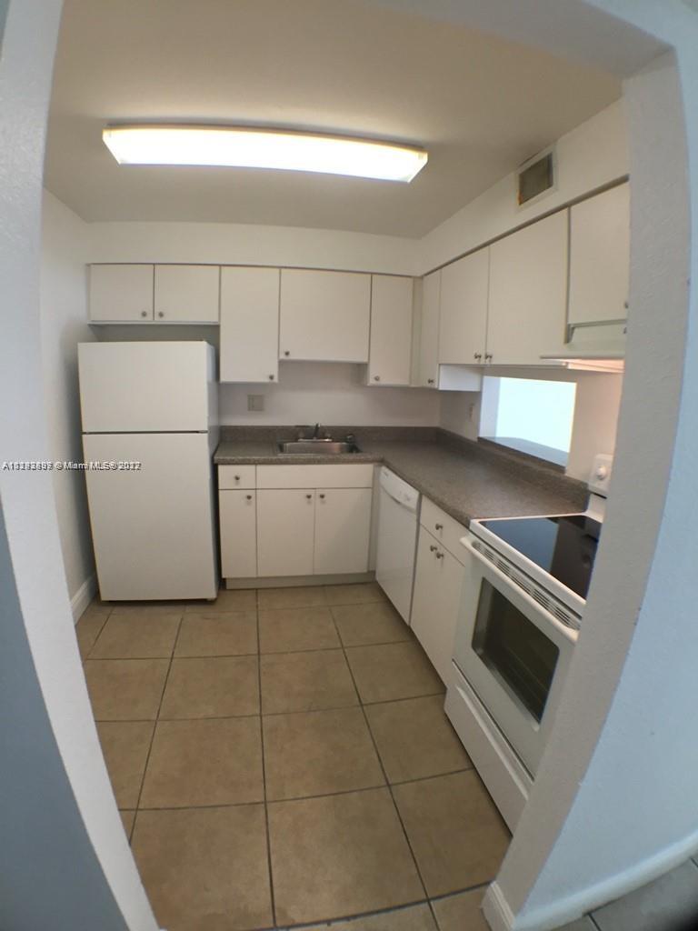 DORAL GARDENS II CONDO - Residential
