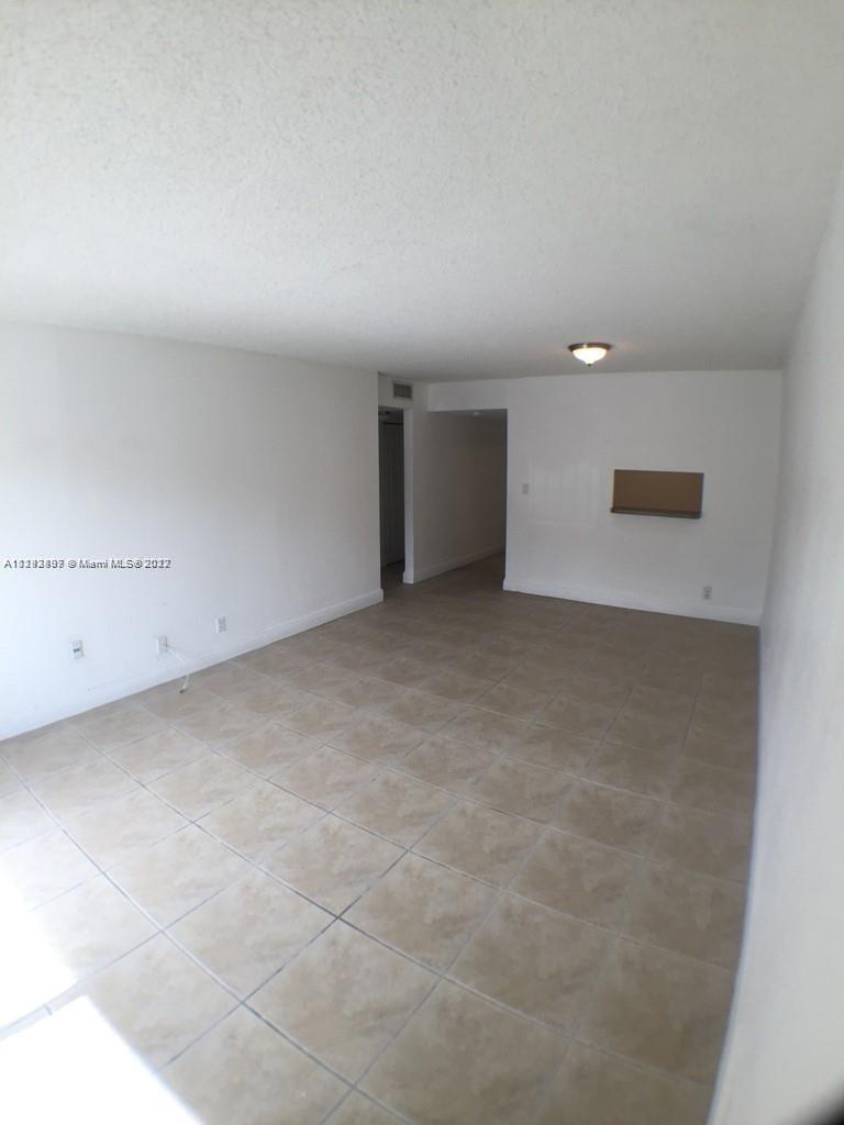 DORAL GARDENS II CONDO - Residential