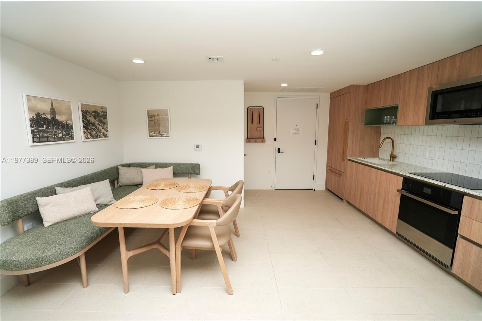 Natiivo Condo Gale hotel - Residential
