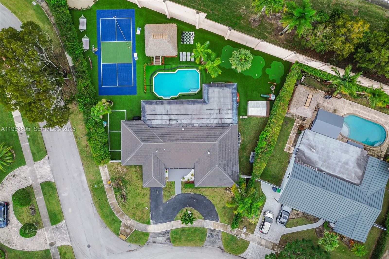 KENDALE SOUTH SEC 3 PART - Residential