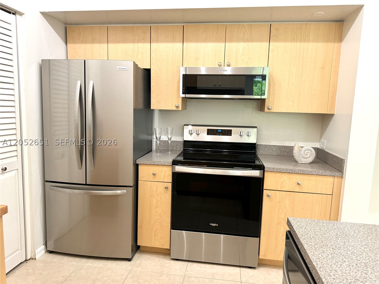VILLA DEL SOL CONDO - Residential Lease