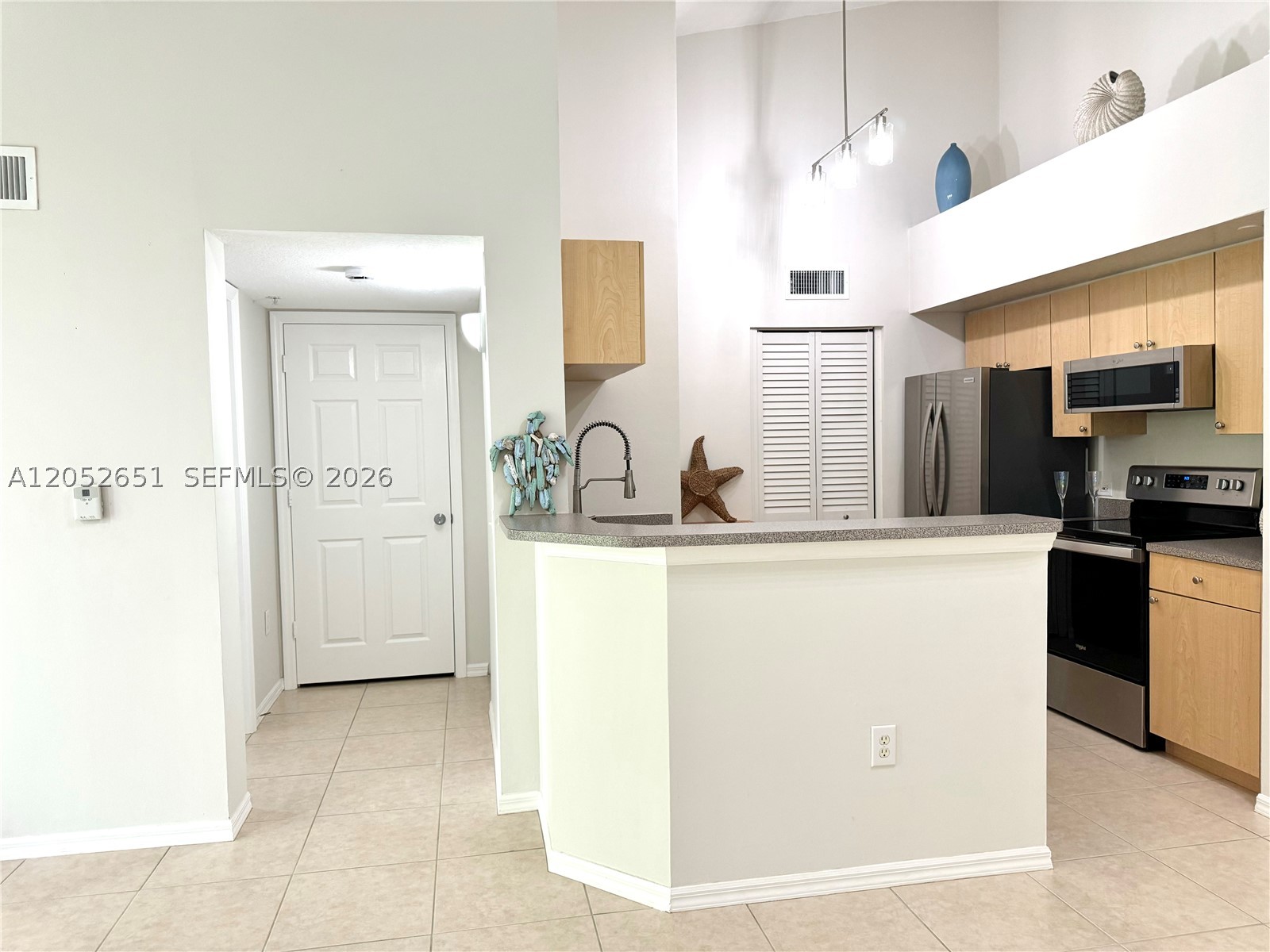 VILLA DEL SOL CONDO - Residential Lease
