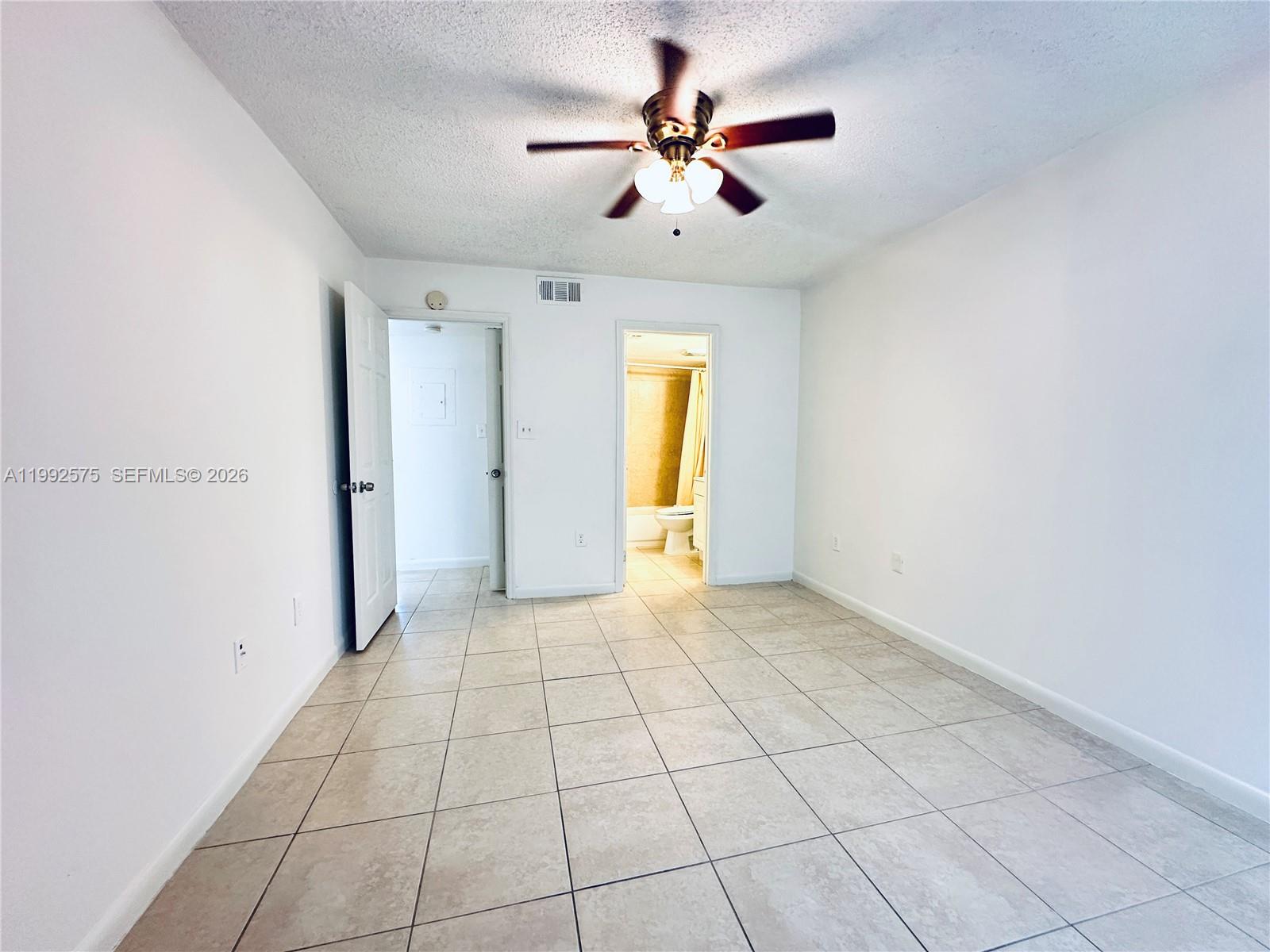 FAIRWAY GREENS CONDO HOME - Residential