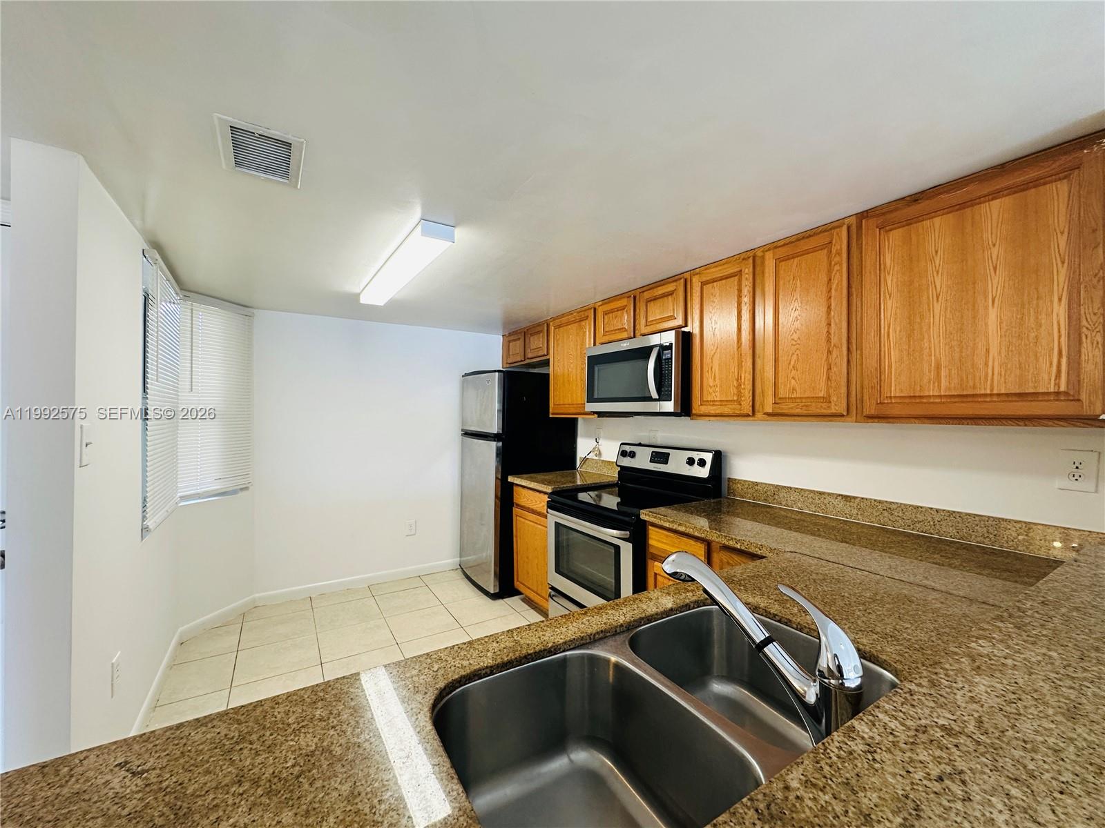 FAIRWAY GREENS CONDO HOME - Residential