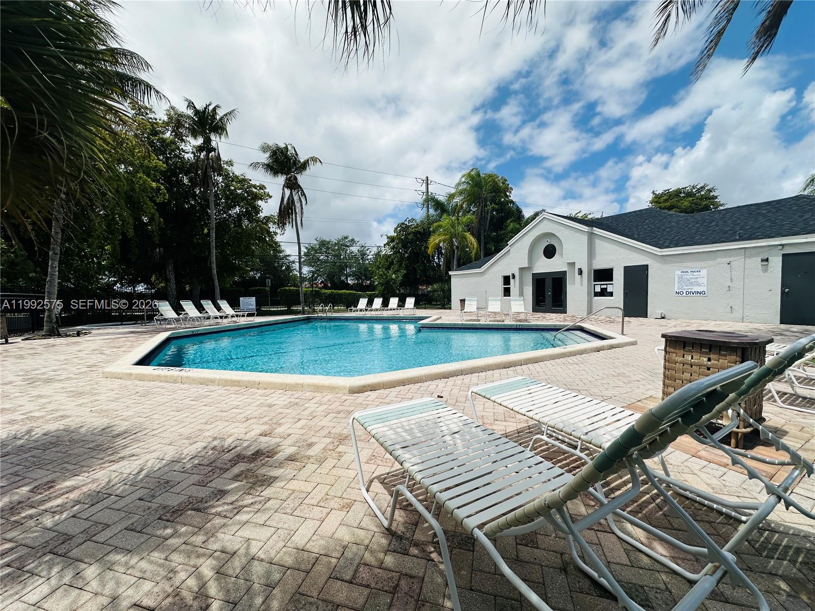 FAIRWAY GREENS CONDO HOME - Residential