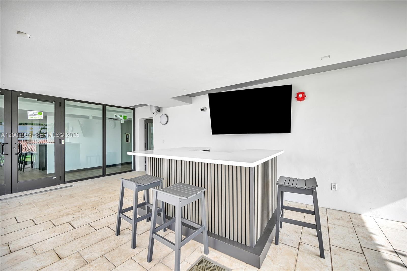CLEARVIEW TOWERS CONDO - Residential