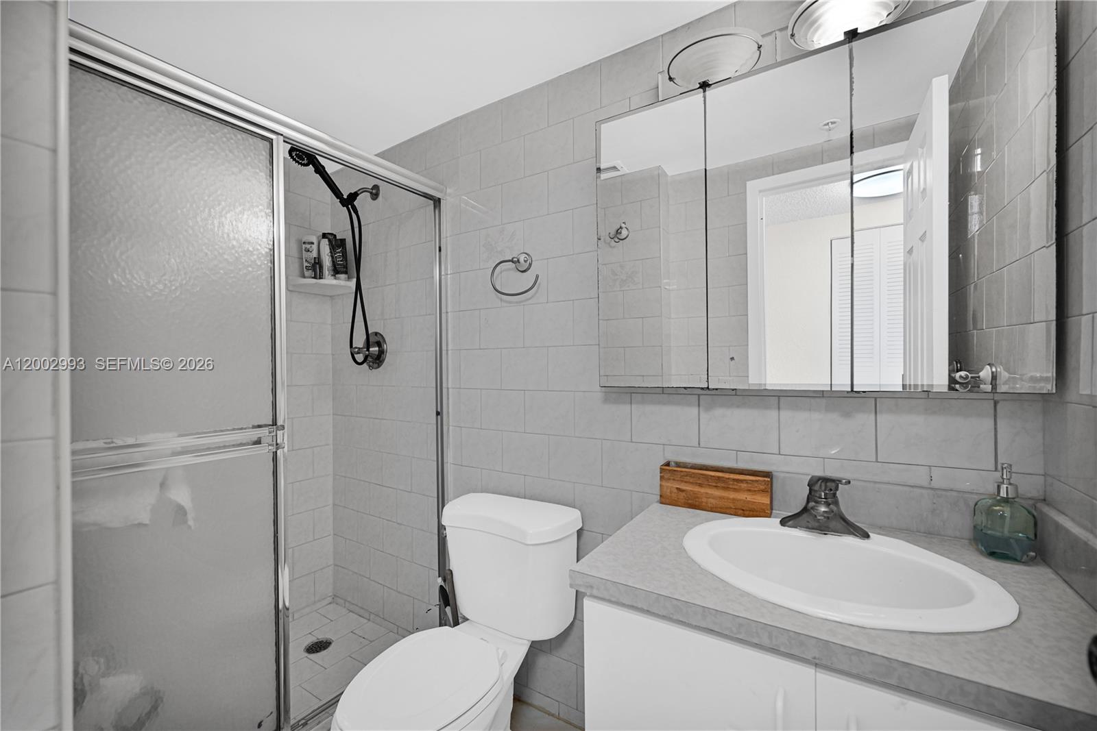 CLEARVIEW TOWERS CONDO - Residential