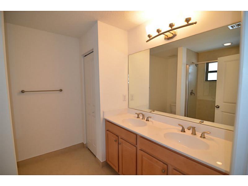 Aventura Isles - Residential Lease