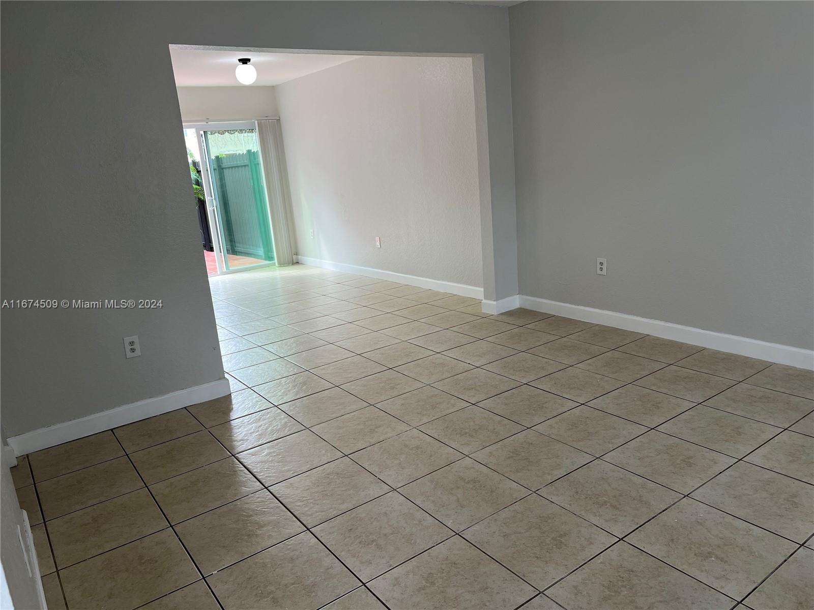 KENDALL PALMS A CONDO - Residential