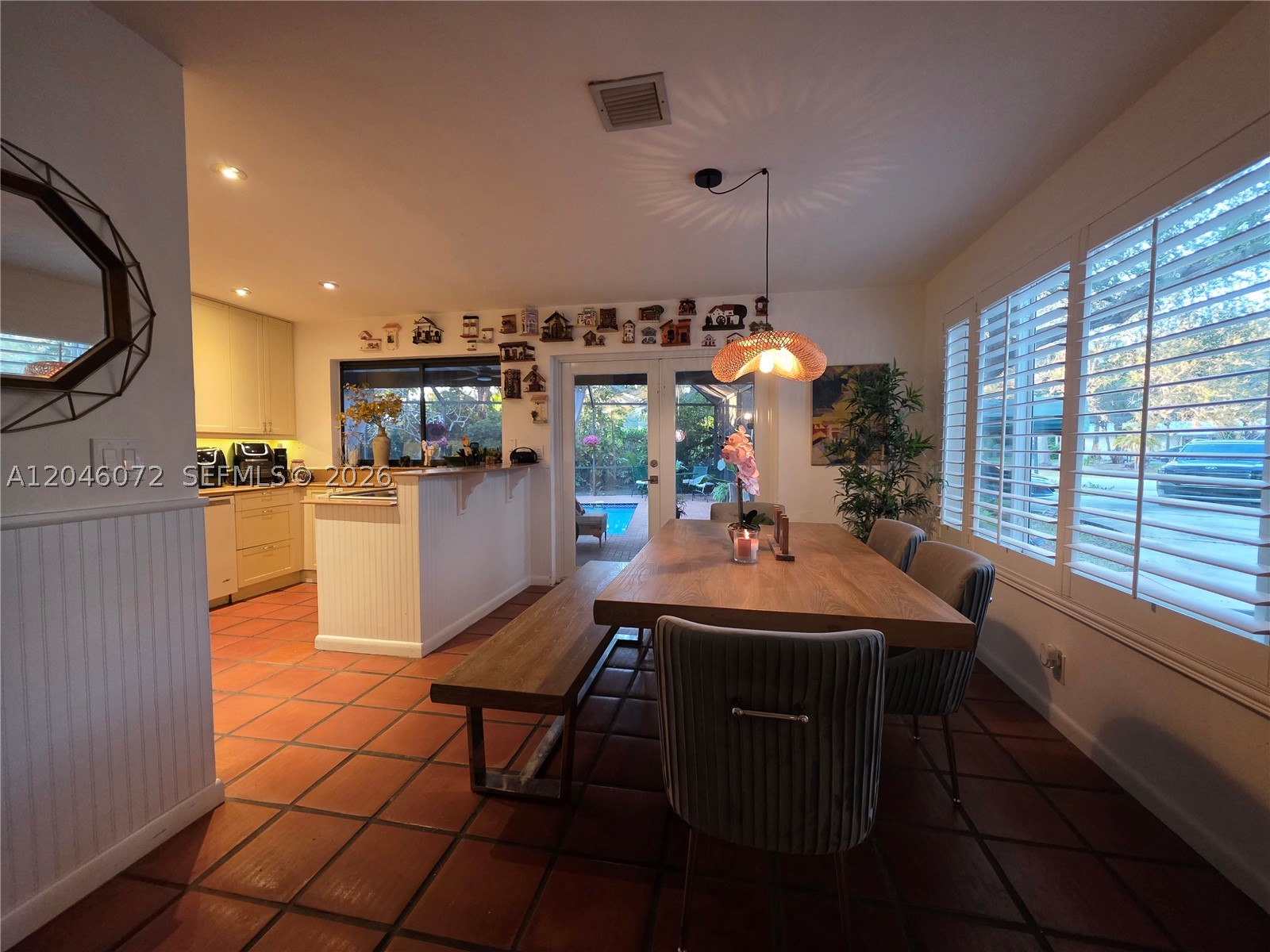 PINE MEADOWS SEC 3 - Residential Lease