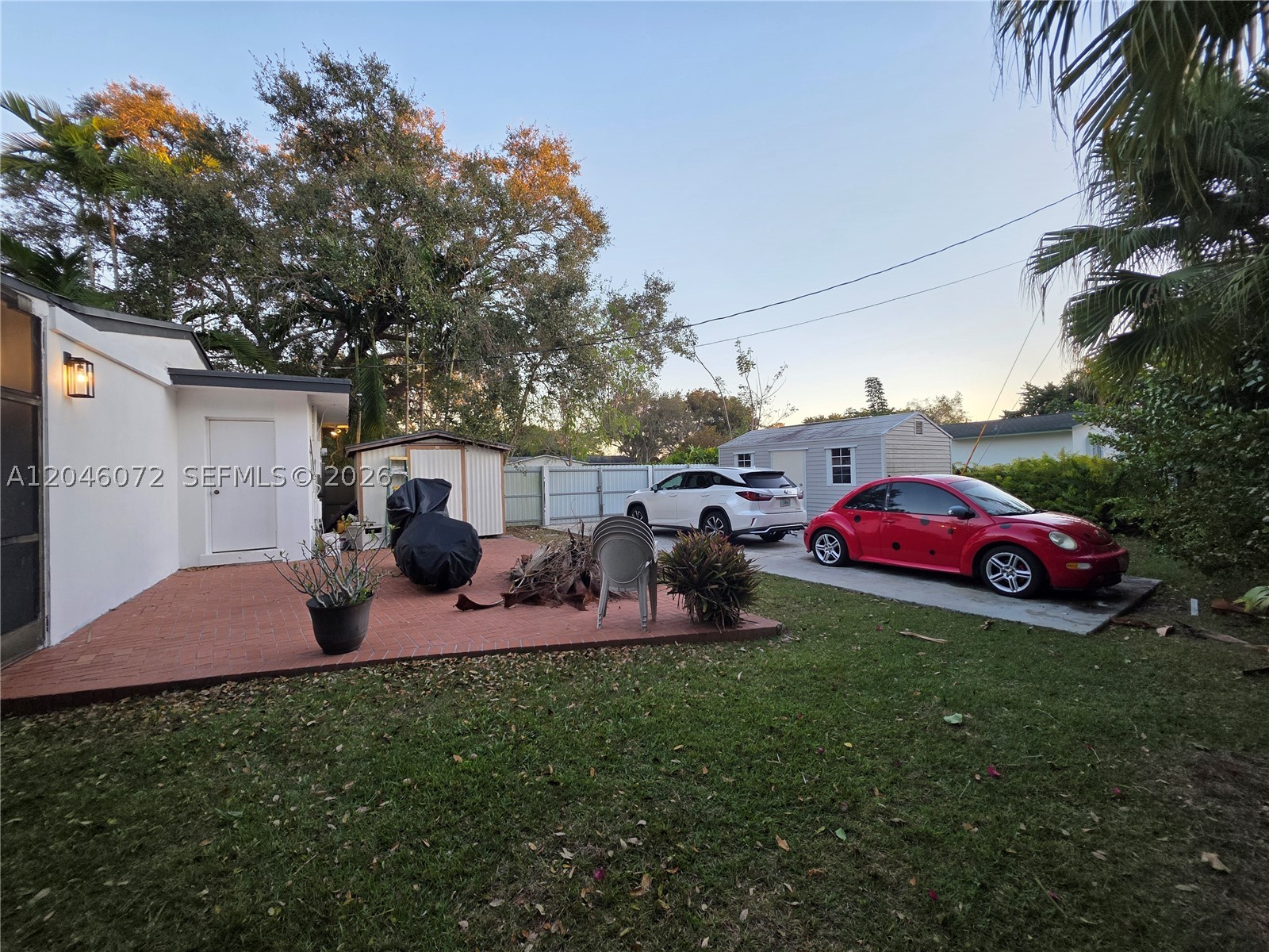 PINE MEADOWS SEC 3 - Residential Lease