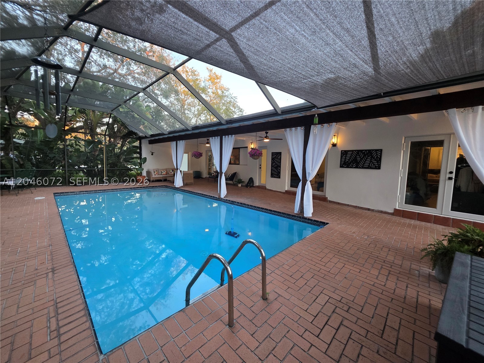PINE MEADOWS SEC 3 - Residential Lease