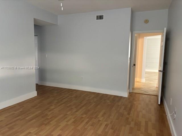 REGATTA POINTE CONDO NO N - Residential Lease