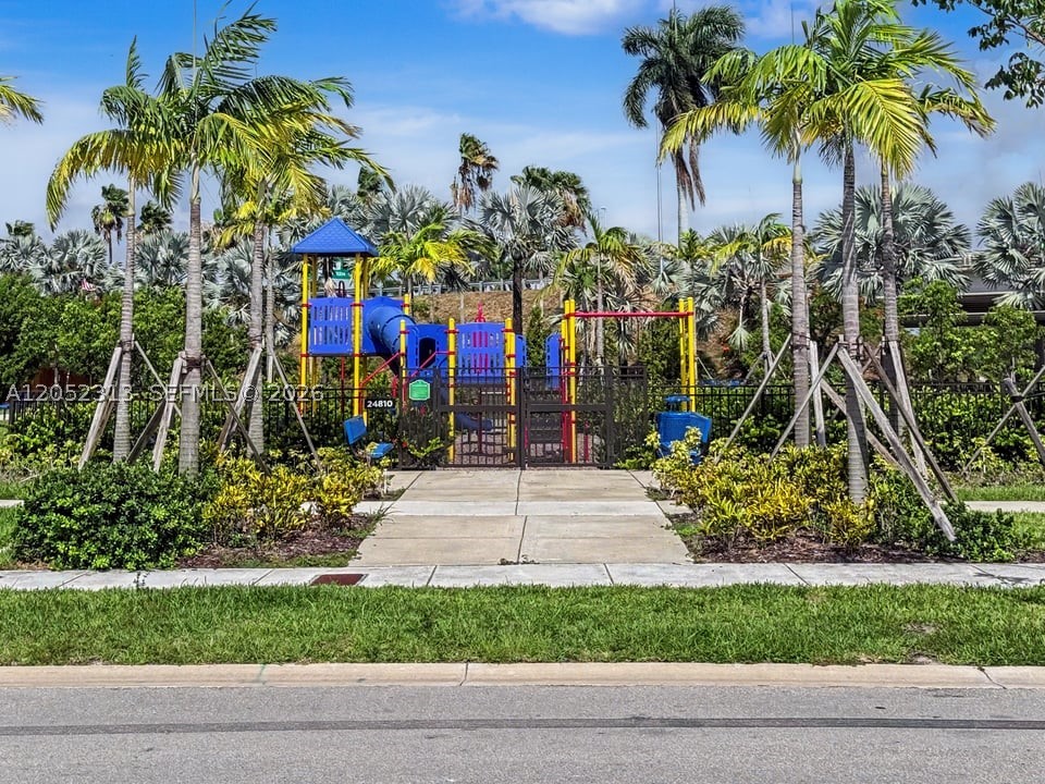 ALLAPATTAH GDNS - Residential Lease