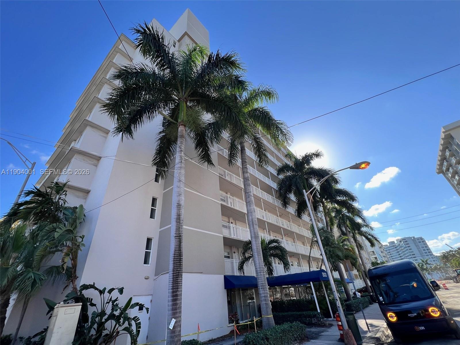 LINCOLN TOWERS CONDO - Residential