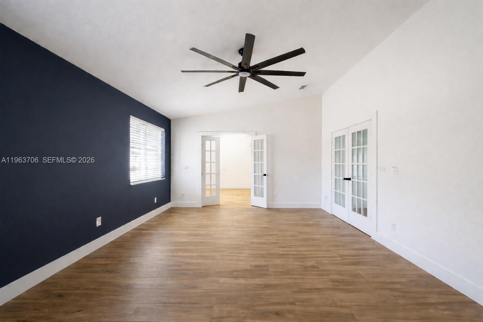 LAKES BY THE BAY SEC 4 - Residential Lease