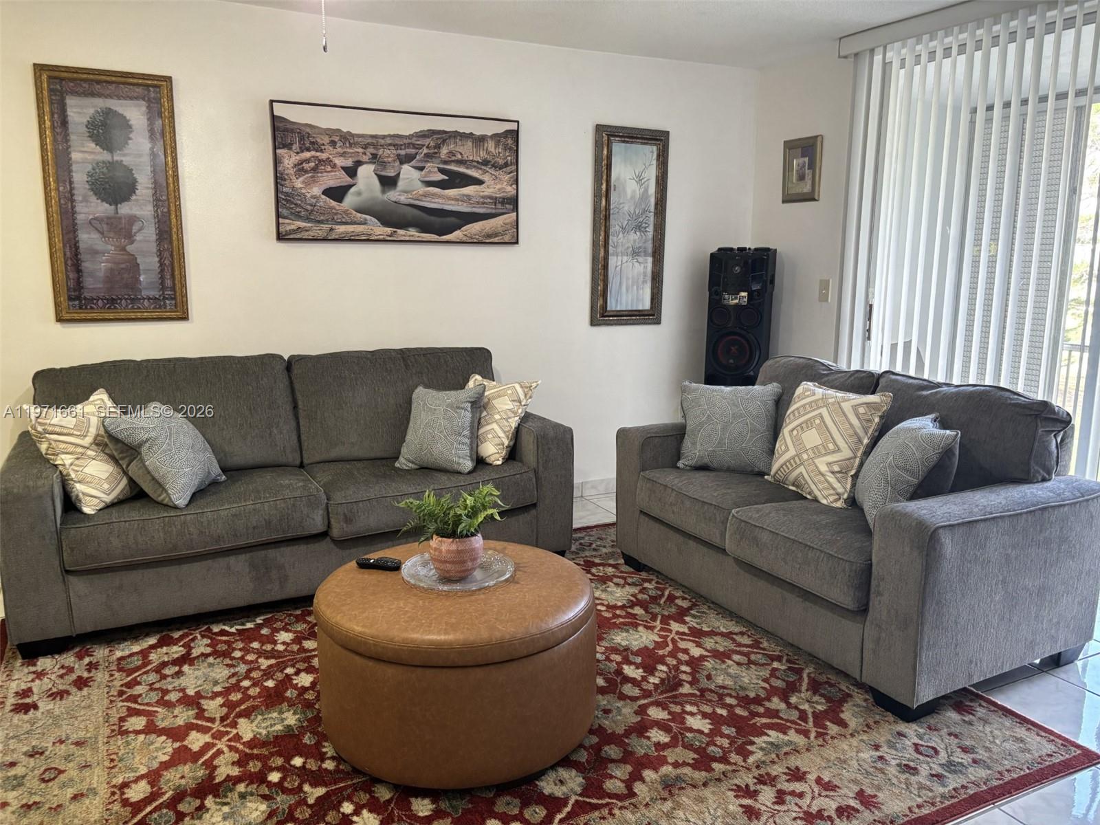 POINT EAST SEC III CONDO - Residential