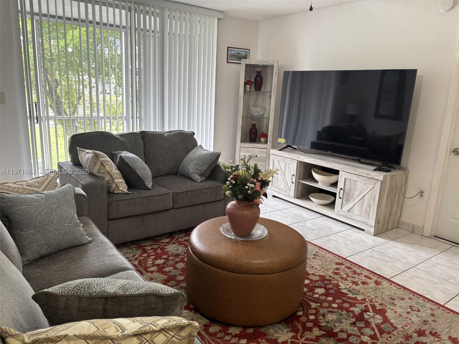 POINT EAST SEC III CONDO - Residential