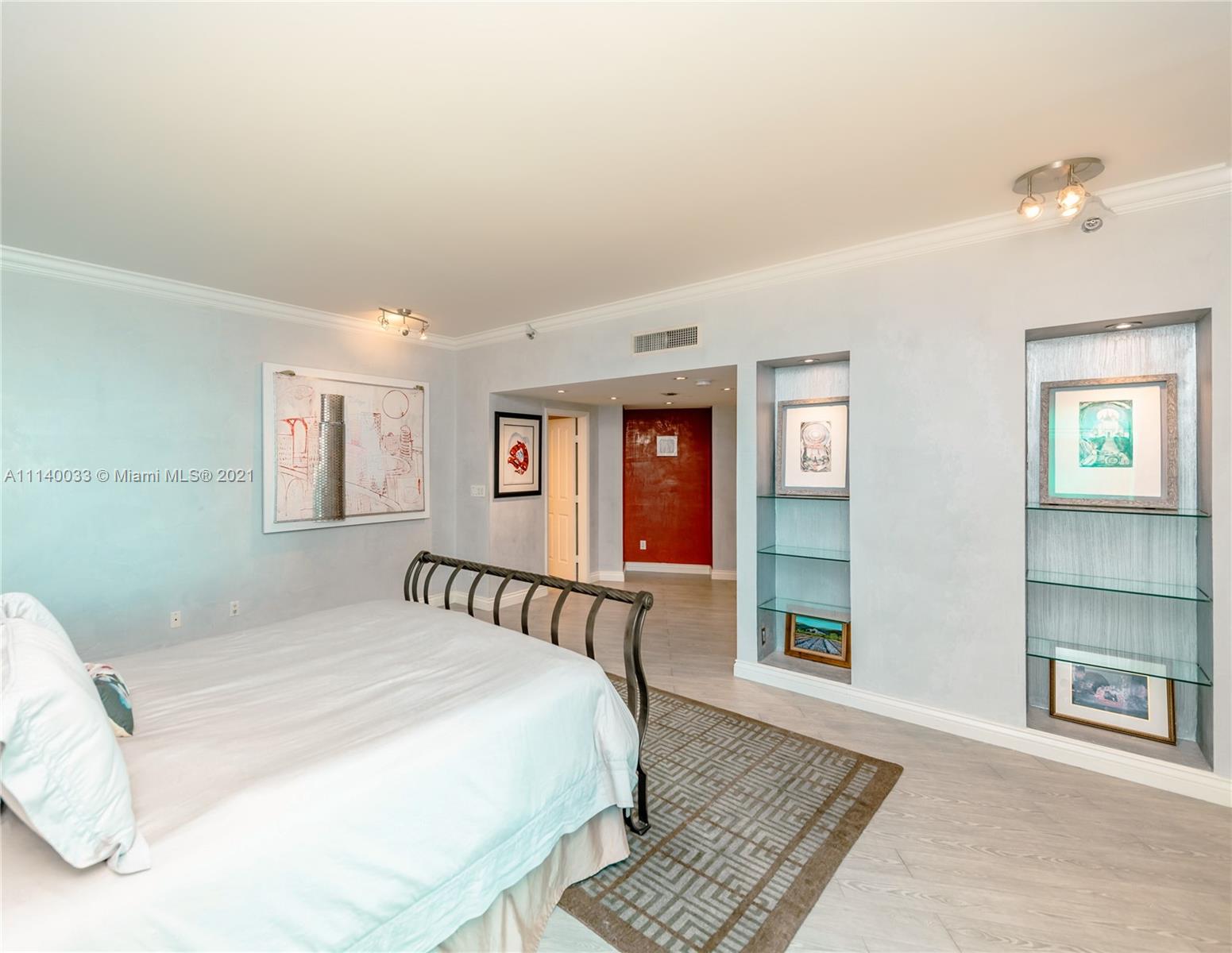 BRISTOL TOWER CONDO - Residential