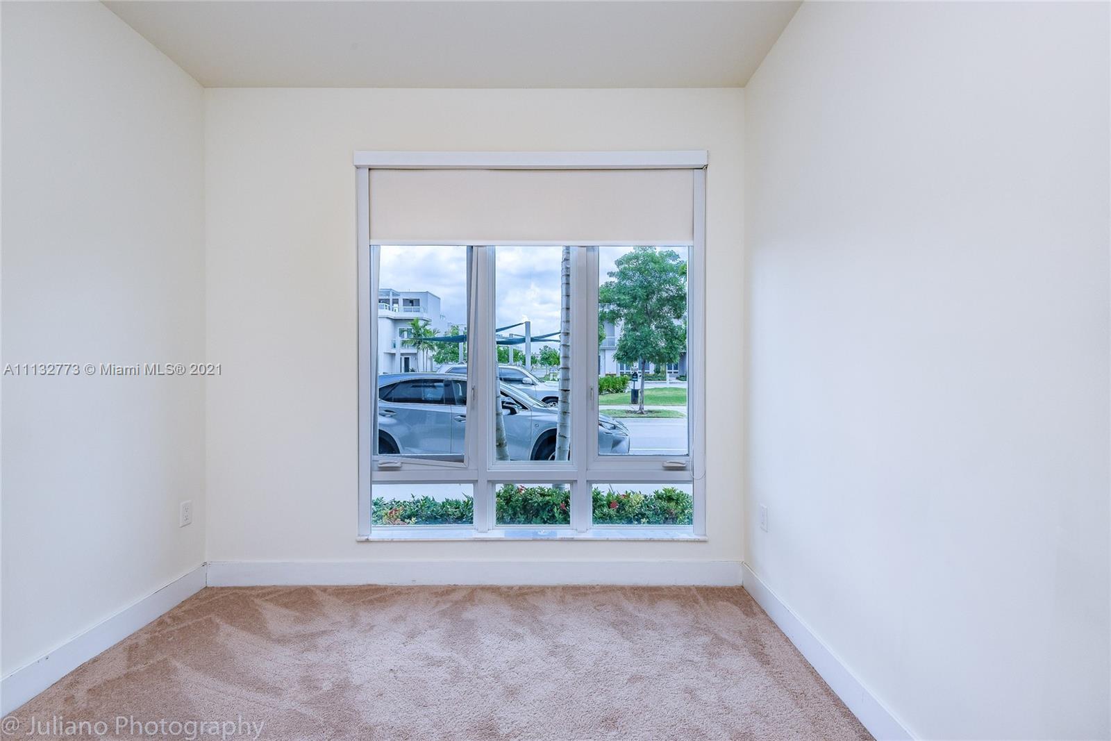 LANDMARK AT DORAL - Residential