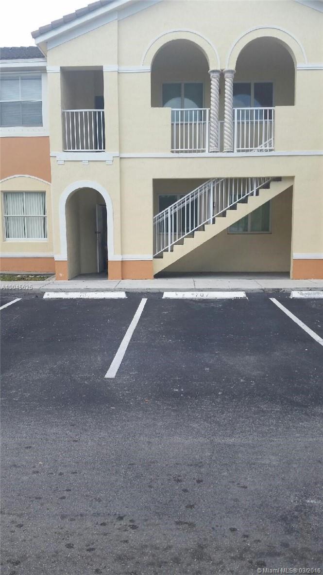 Very nice unit with new bedrooms laminated wood floor and more, unit is not in short sale or foreclosure, great security on complex
